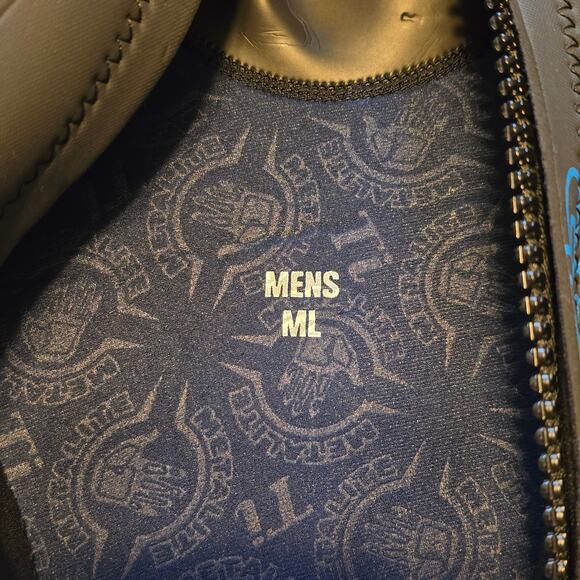 Body Glove Shorty Wetsuite Mens Size M/L Black Blue Neoprene 3/2mm - Picture 3 of 15